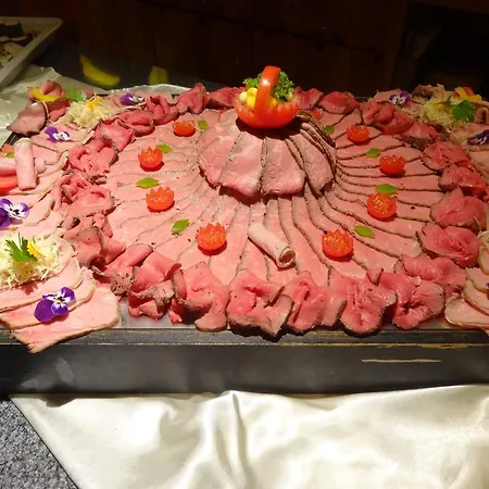 Gundolf Отель Санкт-Леонхард-им-Пицталь