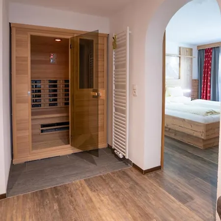 Hotel Gundolf 4*