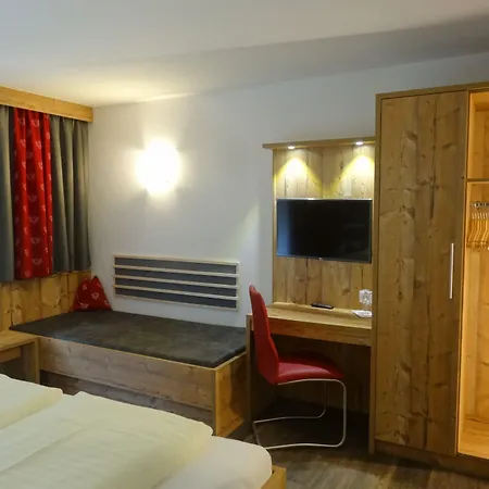 Hotel Gundolf 4*