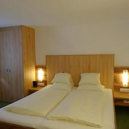 Gundolf Otel Sankt Leonhard im Pitztal